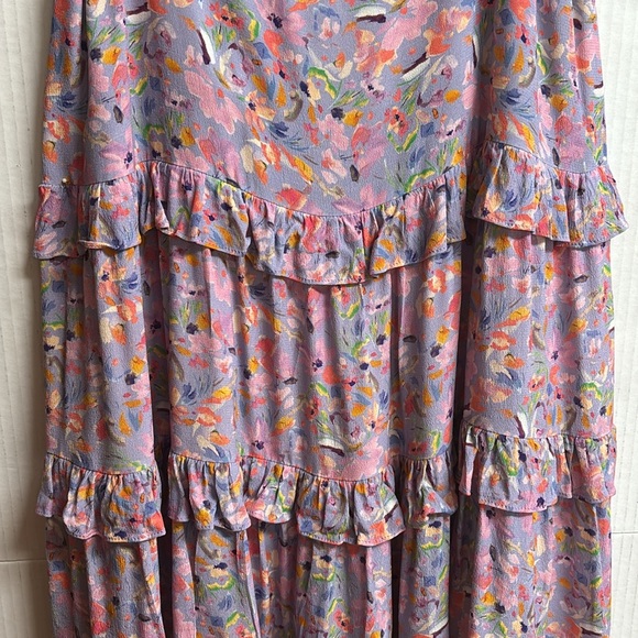 Olivaceous Tiered Dress W/Blue Background W/Flowers Size Junior Medium - Picture 5 of 11